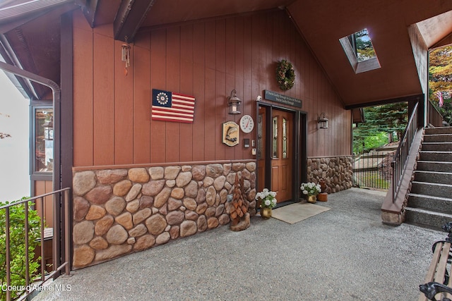 190 W Eagle Crest Dr, Coeur Dalene, ID 83814 - view of exterior entry with stone siding