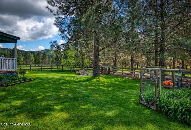 415 Shale Rd, Priest River, ID 83856 - view of yard featuring a garden