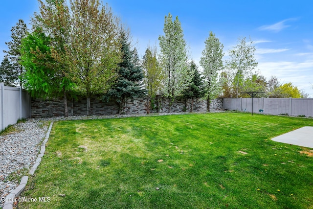 7068 N Epervier Ln, Coeur Dalene, ID 83815 - view of yard