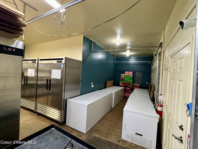 723 Pine St, Sandpoint, ID 83864 - laundry room featuring separate washer and dryer