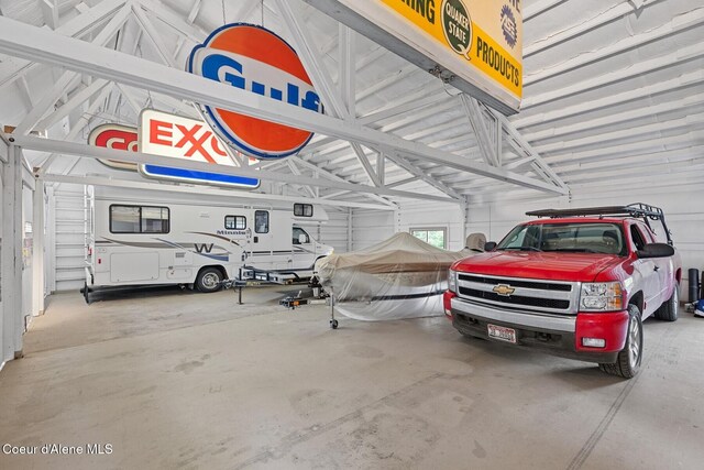 3467 E Sunset Dr, Harrison, ID 83833 - view of garage