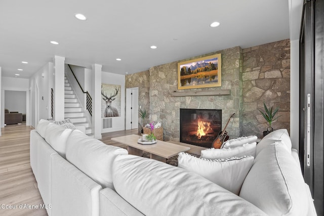 6431 S Settlers Pond Ct, Harrison, ID 83833