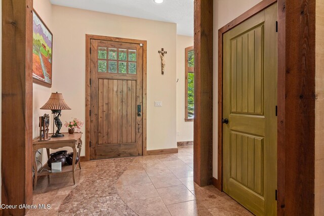 1990 S Gateway Ranch Rd, Coeur Dalene, ID 83814 - foyer featuring baseboards
