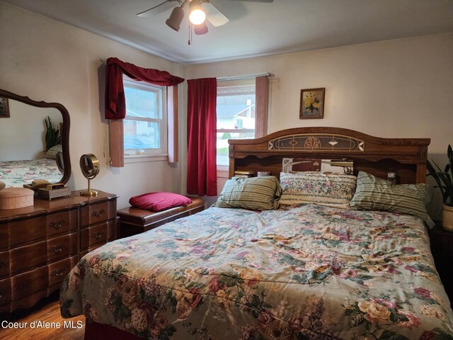 216 W Oak Ave, Osburn, ID 83849 - bedroom featuring a ceiling fan