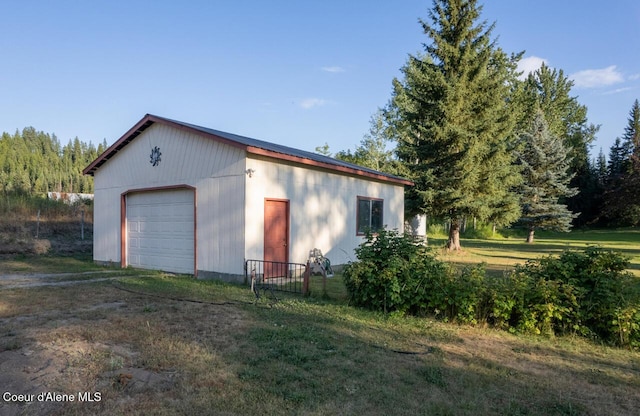 view of detached garage