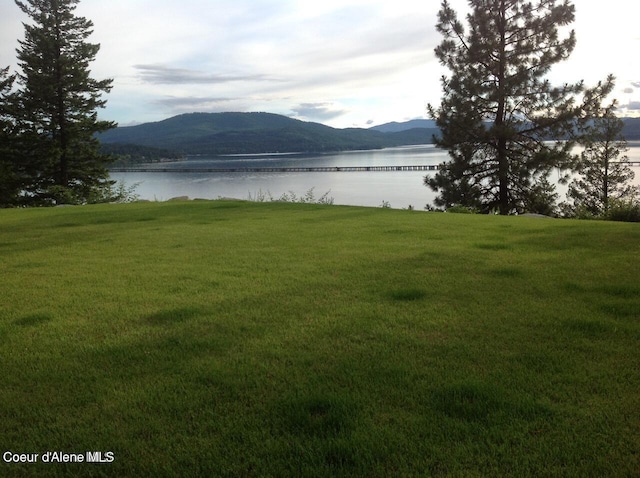 154 W Eagle Crest Dr, Sagle, ID 83860 - water view featuring mountains