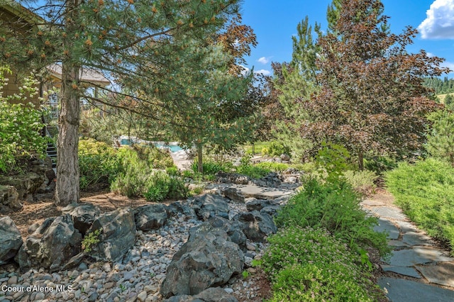 16917 S Basalt Dr, Coeur Dalene, ID 83814 - view of yard