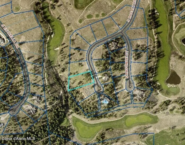L192 S Basalt Dr, Coeur Dalene, ID 83814