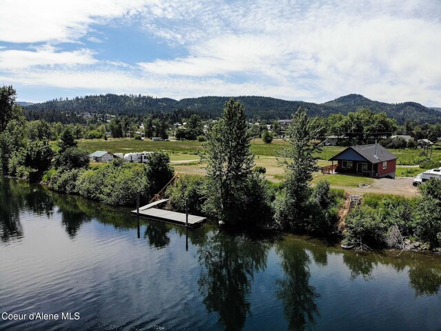 397 E Meadowhurst Dr, Saint Maries, ID 83861