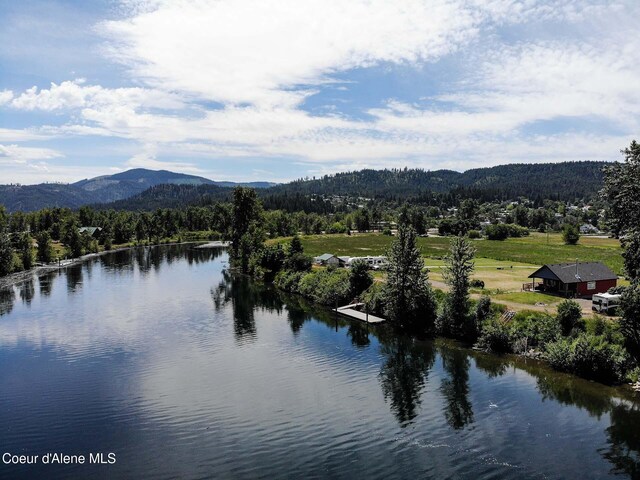 397 E Meadowhurst Dr, Saint Maries, ID 83861