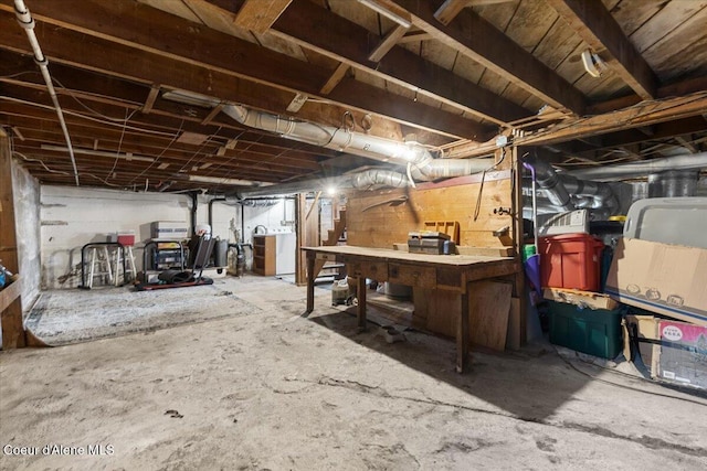 315 S 5th St, Saint Maries, ID 83861 - unfinished below grade area with a workshop area
