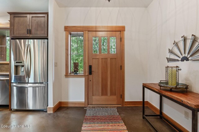 137 Bitterroot Pass, Sagle, ID 83860 - foyer featuring concrete flooring and baseboards