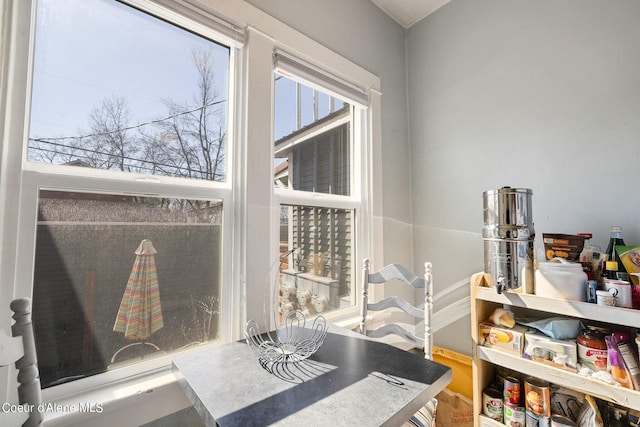 516 E Indiana Ave, Coeur Dalene, ID 83814 - interior space