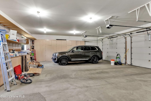 3825 E English Point Rd, Hayden, ID 83835 - garage with a garage door opener