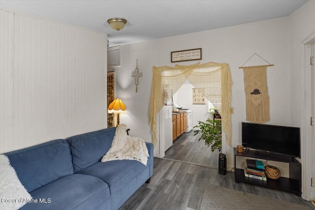 1515 E Elm Ave, Coeur Dalene, ID 83814 - living area with dark wood-type flooring
