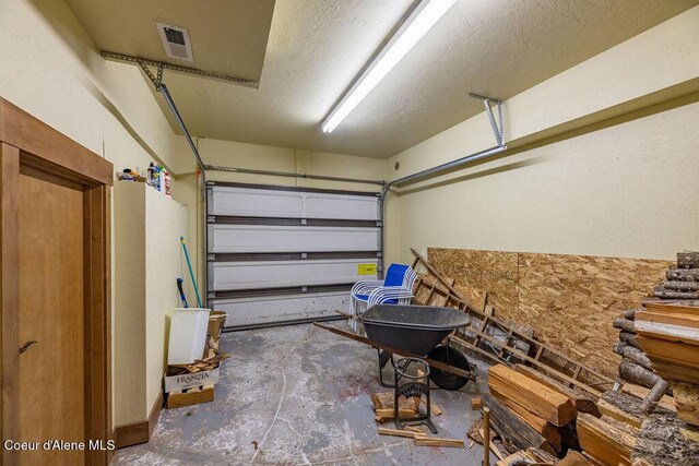 131 Long Dr, Priest Lake, ID 83856 - garage with visible vents