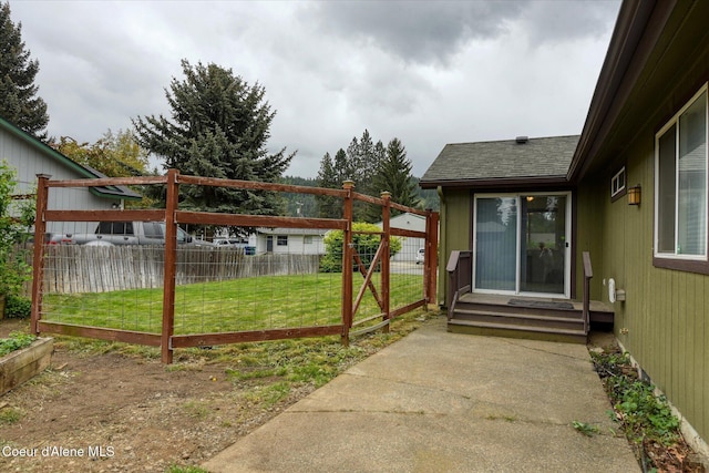 3310 N 17th St, Coeur Dalene, ID 83815 - view of yard featuring entry steps
