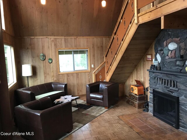 17762 S Nolan Dr, Coeur Dalene, ID 83814