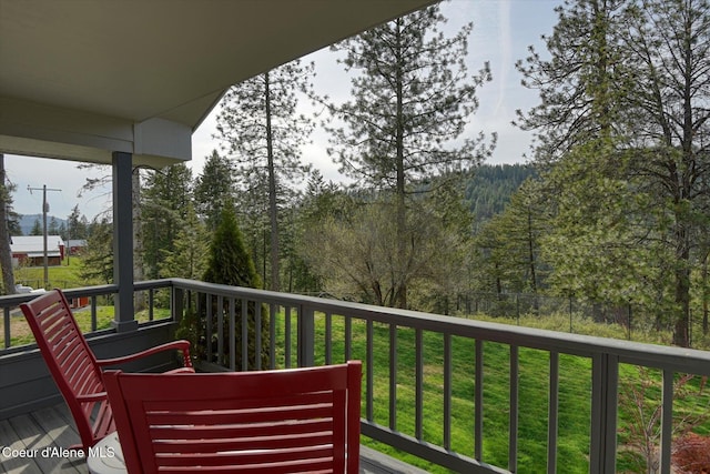 2885 S Folsom Ridge Rd, Coeur Dalene, ID 83814 - balcony with a forest view