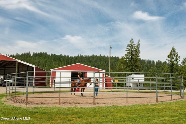 2885 S Folsom Ridge Rd, Coeur Dalene, ID 83814 - horse barn with a wooded view