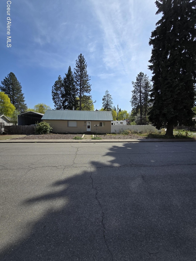 938 E Hastings Ave, Coeur Dalene, ID 83814