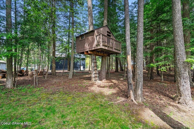view of yard featuring a deck