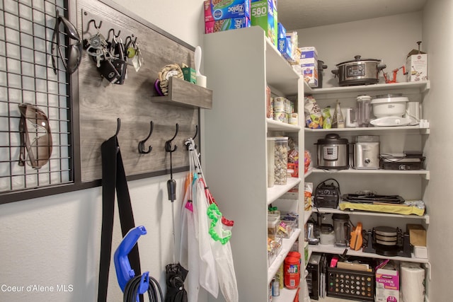 1733 N Minam Loop, Post Falls, ID 83854 - view of pantry