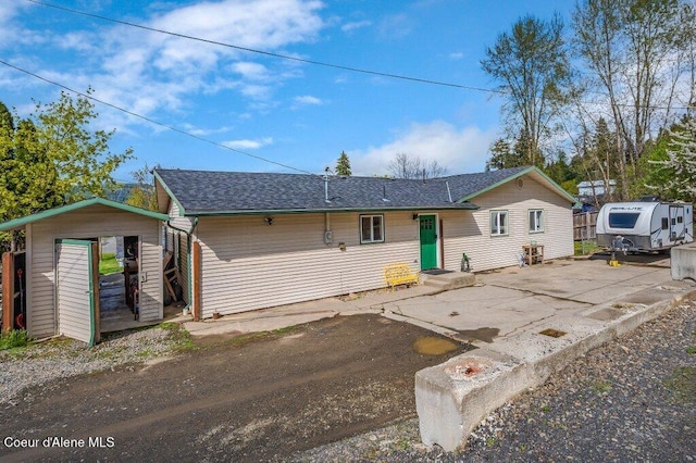 820 Plum Ln, Saint Maries, ID 83861 - ranch-style house with a shingled roof