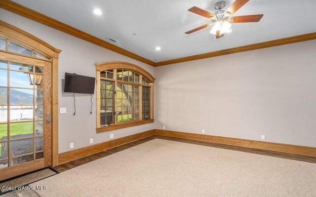 7566 E Gem Shores Rd, Hayden, ID 83835 - empty room with crown molding, visible vents, baseboards, recessed lighting, and a ceiling fan
