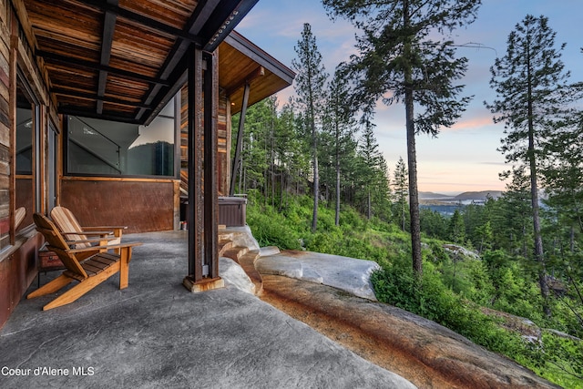 172 Elk Hills Rd, Sandpoint, ID 83864 - view of patio terrace at dusk