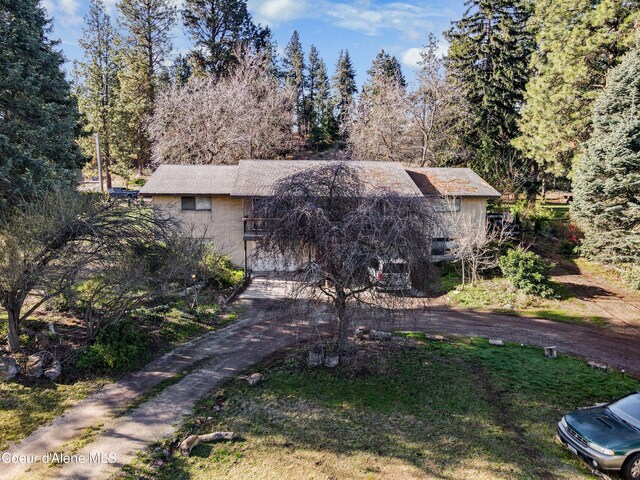 13604/06 E Nora Ave, Spokane Valley, WA 99216 - view of front facade with aphalt driveway