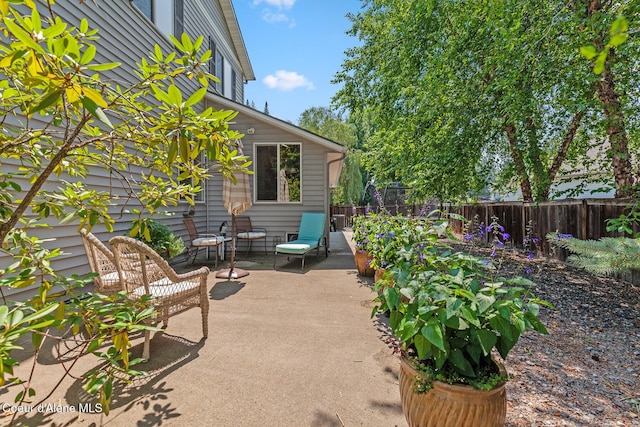 8533 N Tartan Dr, Hayden, ID 83835 - view of patio / terrace featuring fence