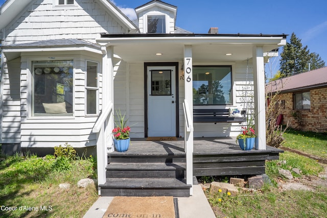706 Main St, Sandpoint, ID 83864 - entrance to property featuring covered porch