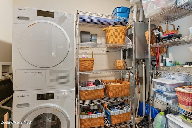 17 Hitchcock Dr, Dover, ID 83825 - clothes washing area with estacked washer and dryer