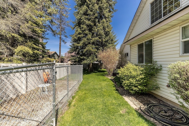 1531 E Twistwood Dr, Hayden, ID 83835 - view of yard with fence