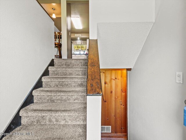 1213 E Fernwood Ct, Coeur Dalene, ID 83815