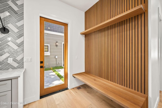 907 N B St, Coeur Dalene, ID 83814 - mudroom with light wood finished floors