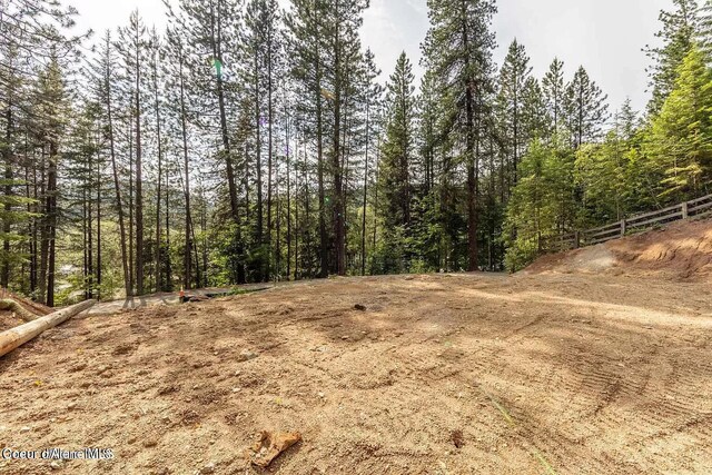 650 Park Ave, Silverton, ID 83867