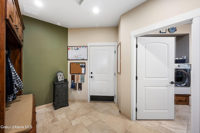 5969 W Highland Dr, Coeur Dalene, ID 83814 - foyer entrance with visible vents, baseboards, washer / clothes dryer, recessed lighting, and stone finish flooring