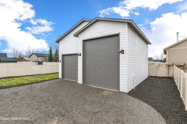 6696 Portrush Dr, Rathdrum, ID 83858 - detached garage with fence