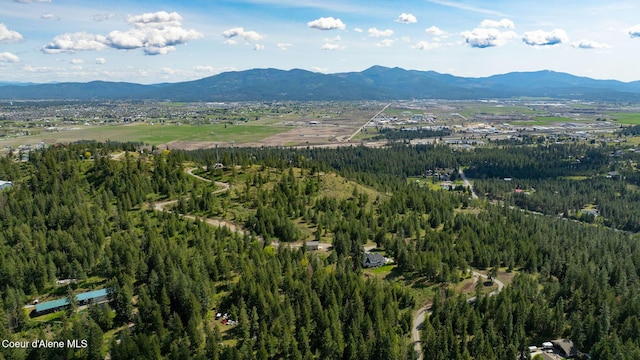 NKA W Julia Dr, Hauser, ID 83854