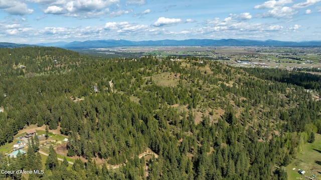 NKA W Julia Dr, Hauser, ID 83854