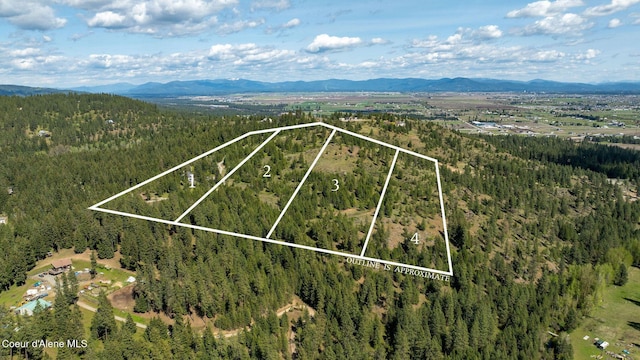 NKA W Julia Dr, Hauser, ID 83854