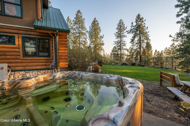 exterior space featuring a lawn