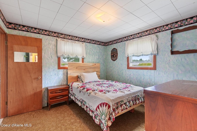 17871 N Ramsey Rd, Rathdrum, ID 83858 - carpeted bedroom featuring wallpapered walls