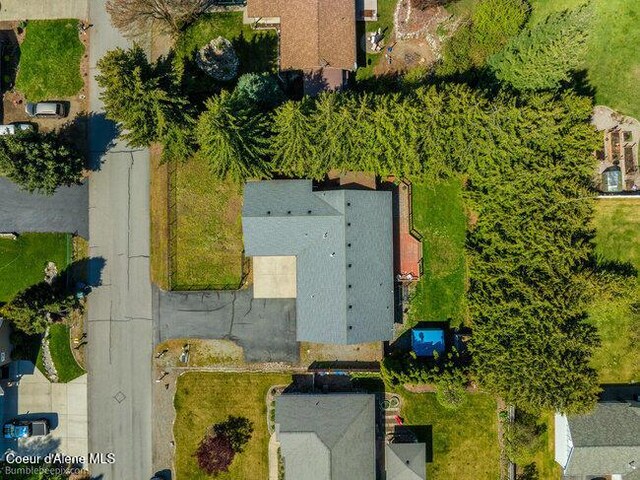 1547 E Stratford Dr, Hayden, ID 83835 - drone / aerial view