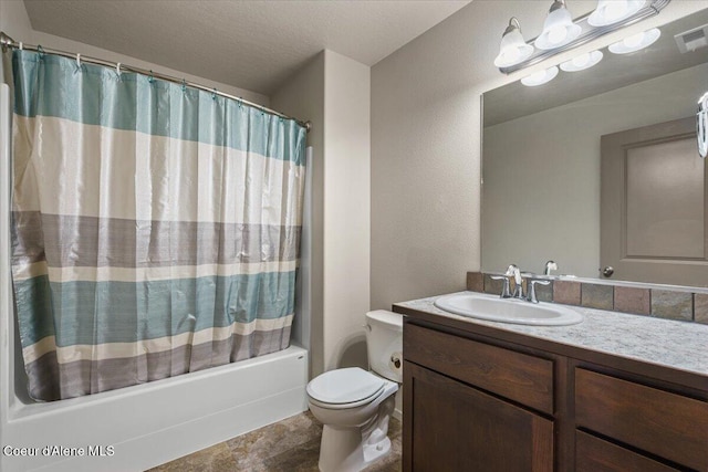 2097 W Calawah Ave, Post Falls, ID 83854 - bathroom with vanity, toilet, and shower / tub combo