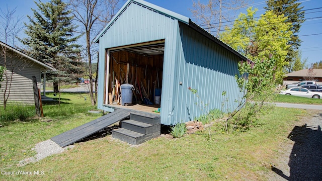 6616 Comanche St, Bonners Ferry, ID 83805 - view of outdoor structure featuring an outbuilding