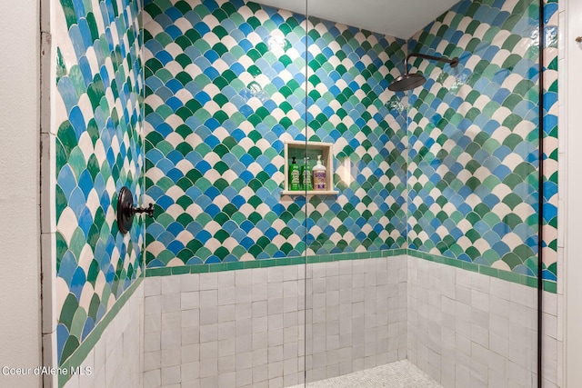 4797 S Arrow Point Dr # 102, Harrison, ID 83833 - full bathroom with a tile shower