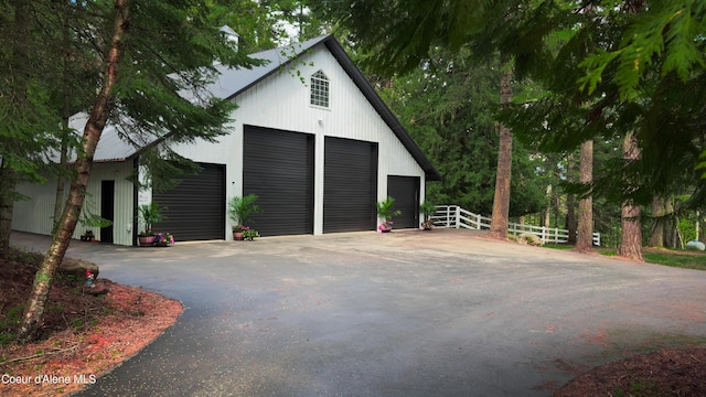 15818 N Morgan Ln, Hayden, ID 83835 - detached garage featuring fence